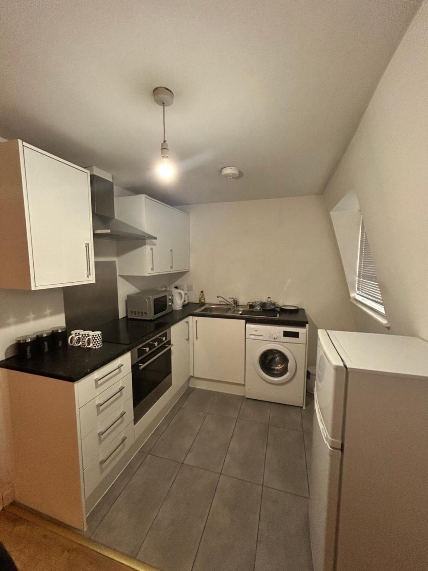 Leicester Studio At City Centre With Free Parking Extérieur photo