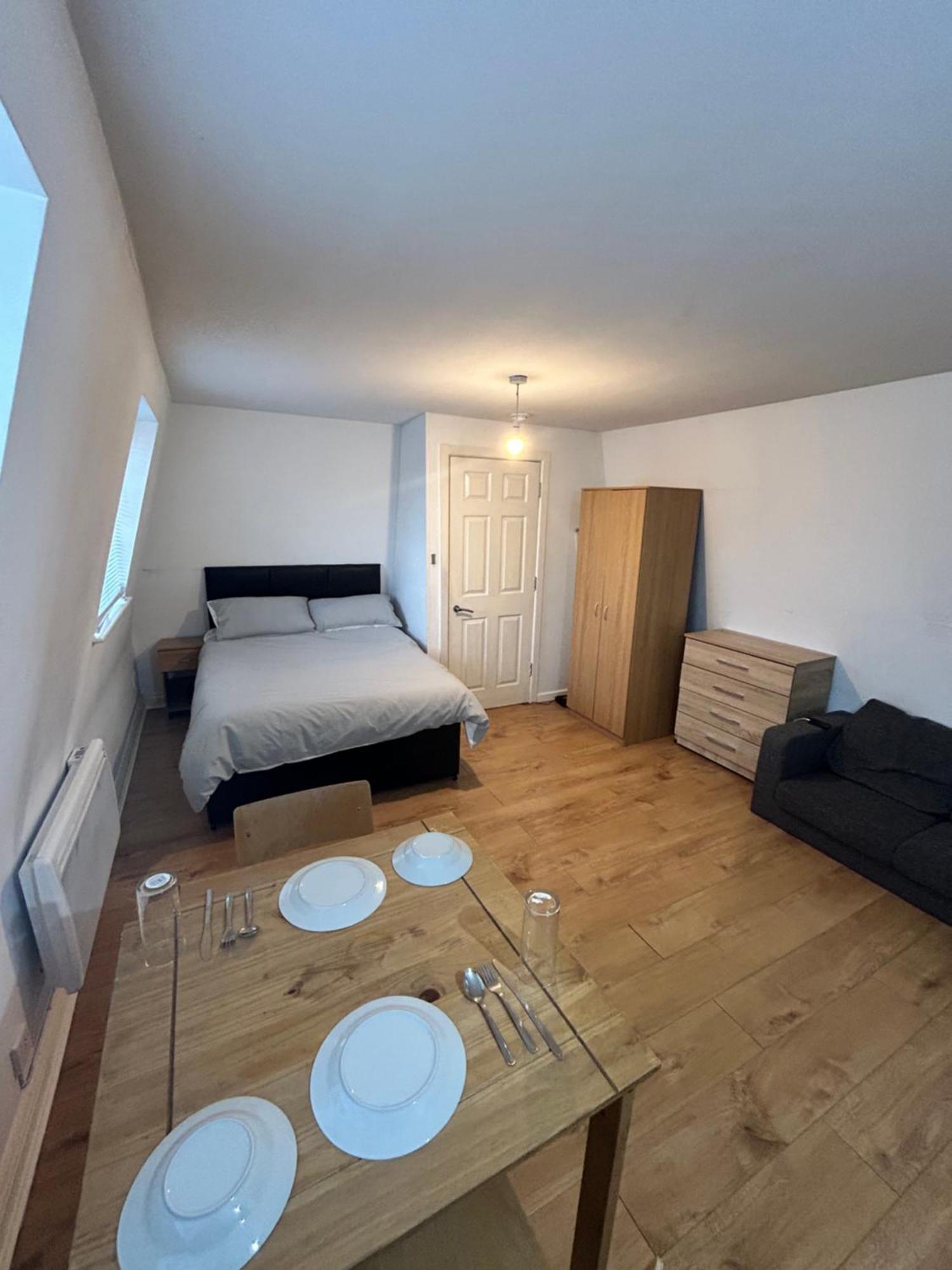 Leicester Studio At City Centre With Free Parking Extérieur photo